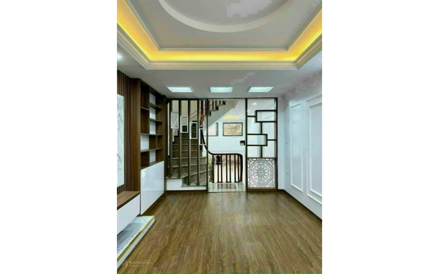 Bán Nhà Huỳnh Cung, 40m2, 5 tầng, Ôtô đỗ cửa, Chỉ Nhỉnh 4 tỷ, LH 0904690958