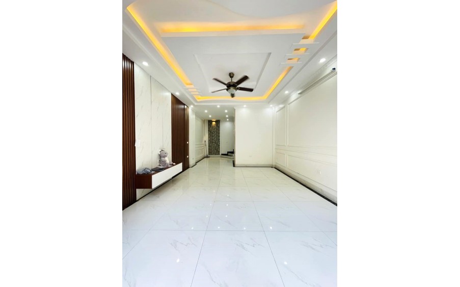 BÁN TRƯỜNG CHINH, 40M2 6 TẦNG, THANG MÁY, NỘI THẤT XỊN SÒ, NGÕ THÔNG KINH DOANH NHỘN NHỊP, GẦN OTO TRÁNH, AN SINH TUYỆT VỜI, XÁCH VALI VỀ Ở