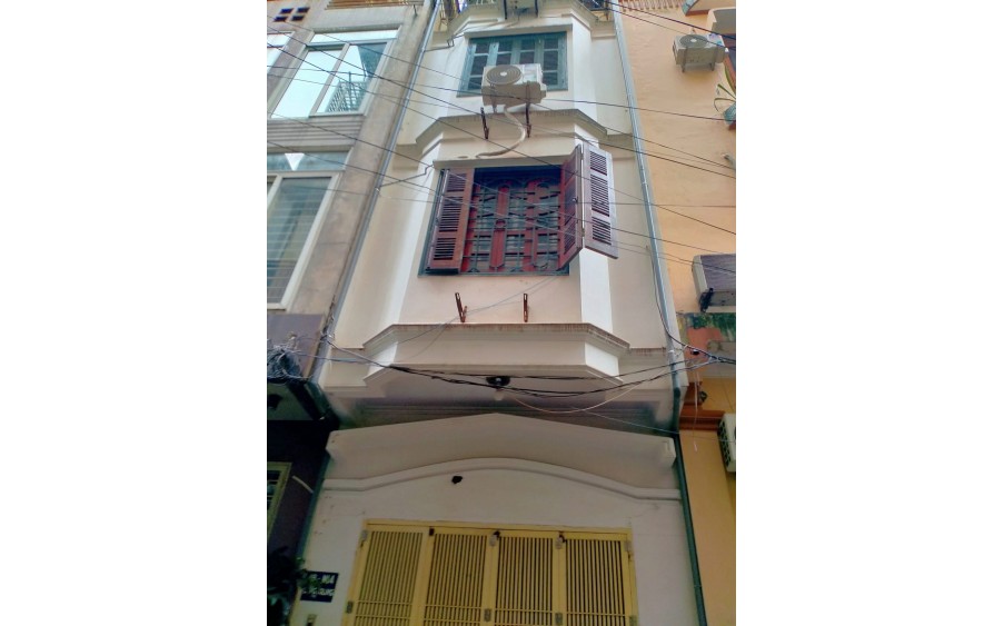 Bán Nhà Nguyên Hồng 36/40m x 4 Tầng Phân Lô Vỉa Hè Ô Tô Tránh 13.5 Tỷ