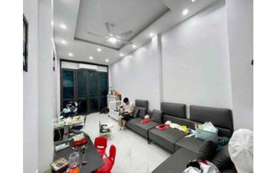 NHÀ ĐẸP, 2 MẶT THOÁNG, KD, GẦN Ô TÔ, NGUYỄN VĂN TRỖI - THANH XUÂN
46M, 4T, 7.85 TỶ