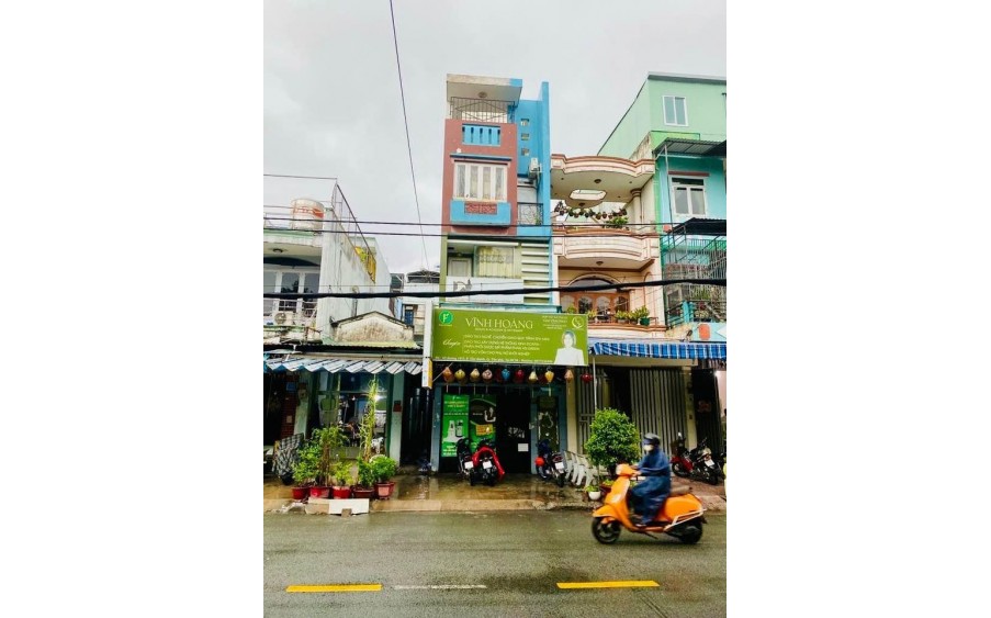 CHDV MẶT TIỀN NGAY CẠNH AEON MALL - DÒNG TIỀN HƠN 20TR - 100M 5 TẦNG GIÁ 12 TỶ NHỈNH XÍU