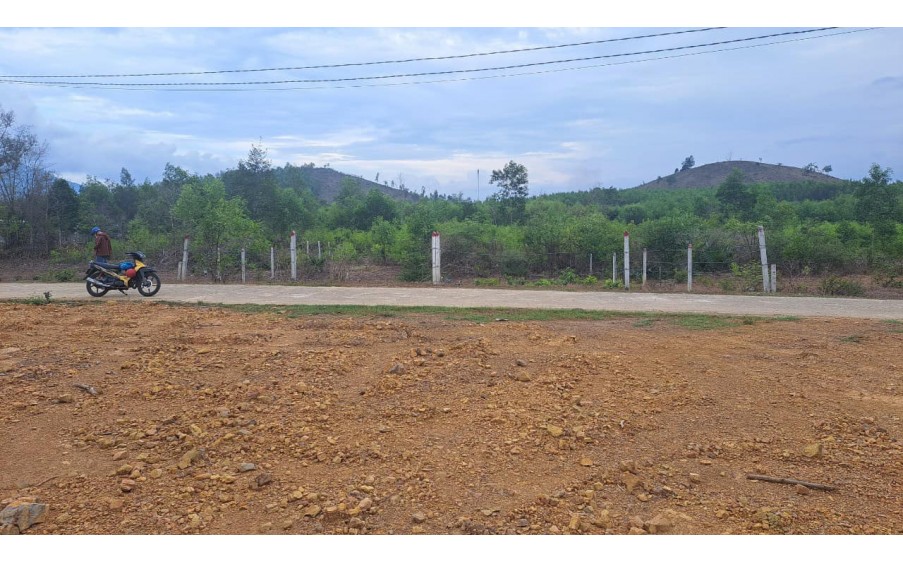 Bán nhanh Lô Đất FULL thổ - Giá Rẻ chỉ 890tr Khánh Bình - Khánh Vĩnh!