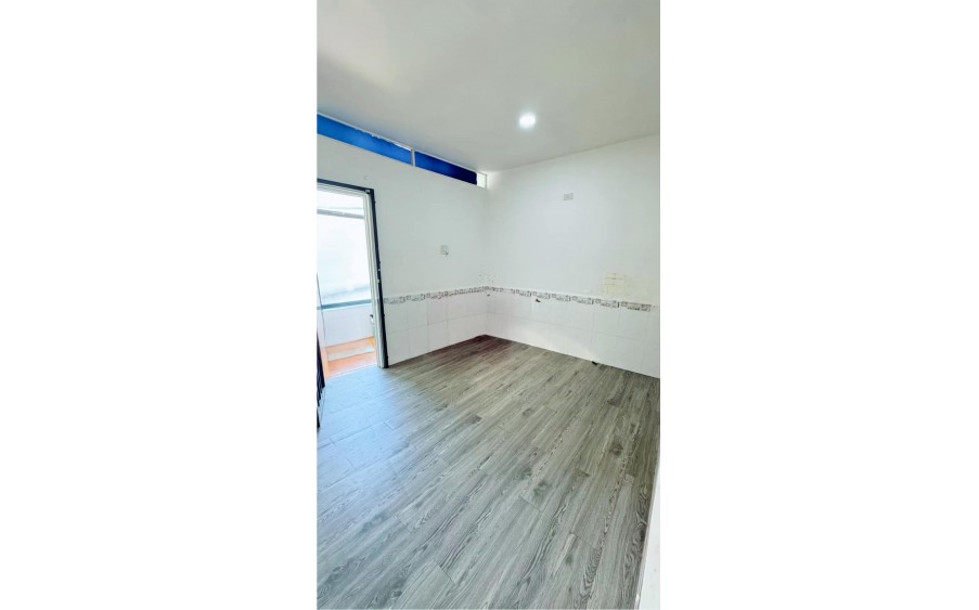 BÁN NHÀ TTTP 2 TẦNG MẶT TIỀN KINH DOANH ĐƯỜNG PHAN ĐÌNH GIÓT -PHƯƠNG SÀI GIÁ 1ty4