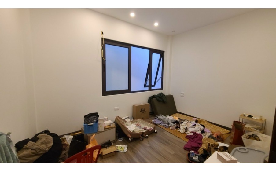 BÁN NHÀ THƯỢNG THANH, 43M2, 5 TẦNG, GẦN CHUNG CƯ HOME LAND, NGÕ NÔNG, GẦN Ô TÔ