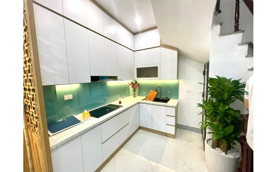 HOÀNG HOA THÁM, BA ĐÌNH , 32M2 X 6 TẦNG NGÕ THÔNG , KINH DOANH , Ở NGAY GIÁ 5,98 TỶ