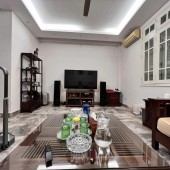 Bán nhà Láng Hạ, 70m2, 4 tầng, mặt tiền 5.5m, 24.8 tỷ, mới đẹp, ô tô tránh, vỉa hè, hiếm nhà bán