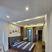 Bán Nhà Tập Thể Thái Thịnh - 110m² - Tầng 2 - 2.35 Tỷ - Đống Đa