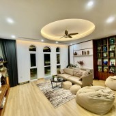 Bán nhà Đào Tấn 4 chỗ lùi cửa 40m, 4 tầng 9 tỷ