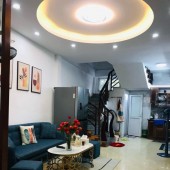 Bán nhà Khương Trung, nhà đẹp hơn khách sạn 5 sao, tặng full nội thất, gần ô tô. 40m2 x 4 tầng. 6,4 tỷ
