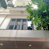 Bán Nhà Thạch Bàn Long Biên 41m x 5 Tầng Thang Máy Ô Tô Đỗ Cửa Giá 7.1 Tỷ.

THẠCH BÀN - LONG BIÊN- DÂN XÂY- 5 TẦNG THANG MÁY- Ô TÔ ĐỖ CỬA - 3