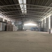 Cho thuê 1000m2 và 1800m2 ở CCN Cầu Gáo Đan Phượng kho cao 9m khung Zamil