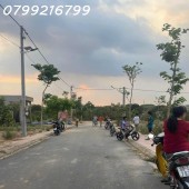 Nhà đẹp Bình Minh Trảng Bom Đồng Nai 1 sẹc QL1A hỗ trợ vay 3 bên . Trọn sổ 1 tỷ 6 , lh 0799 216 799 em Trinh.