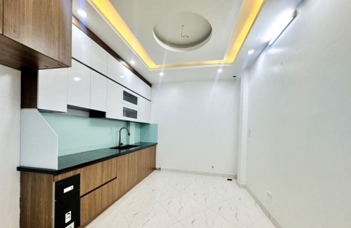 Bán Nhà Tập Thể - Ngõ Thổ Quan, Trung Phụng, Đống Đa, 70m2