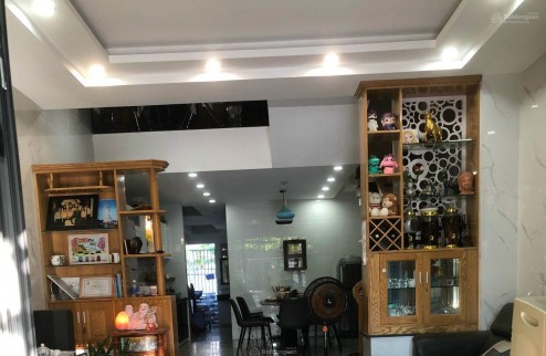 Bán nhà 3 tầng Trần Minh Tông, Hoà Minh, nội thất cao cấp, trục thông biển