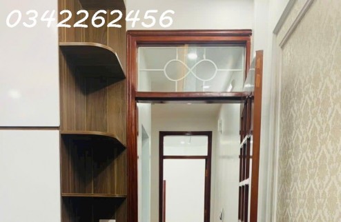 Nhà Đẹp 2 Thoáng Trước sau, Phố Khương Trung, Diện Tích 40m2, 5 Tầng Full Nội Thất, Hơn6TỶ