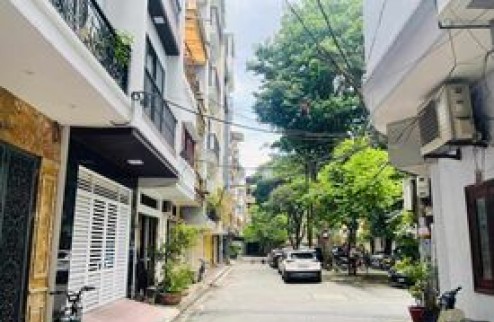 PHÂN LÔ, Ô TÔ TRÁNH, KD, VỈA HÈ,   NGÕ THÔNG, NHÀ ĐẸP: HỒNG HÀ - BA ĐÌNH 36M, 5T, 10 TỶ