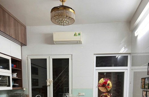 Bán nhà mặt phố Nguyễn Du, diện tích 80m2, 55.5 tỷ, vỉa hè rộng, đường ô tô 2 chiều, kinh doanh đỉnh