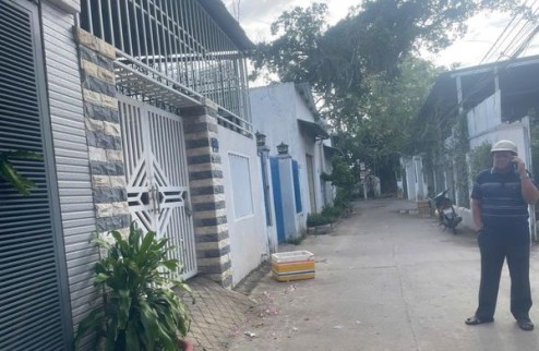 Bán Nhà Cấp 4 thôn Phú Vinh, xã Vĩnh Thạnh, Nha Trang - Giá Bán 2 Tỷ!
