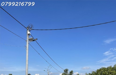 Đất nền Đồng Nai sát QL1A sổ riêng thổ cư 1 sẹc QL1A trọn sổ 1 tỷ 150 . Hỗ trợ vay 3 bên , lh 0799 216 799 em Trinh.