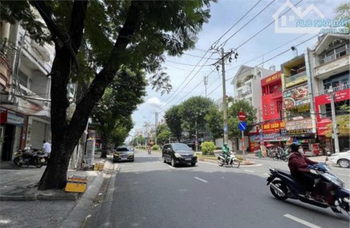 Cho thuê nhà nguyên căn mặt tiền đường Bàu Cát, Phường 14, Tân Bình - Vị trí vàng, giá cực tốt!