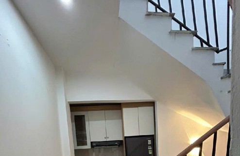 Bán nhà An Dương Tây Hồ, 30m2, 6.2 tỷ, ba gác đỗ cửa