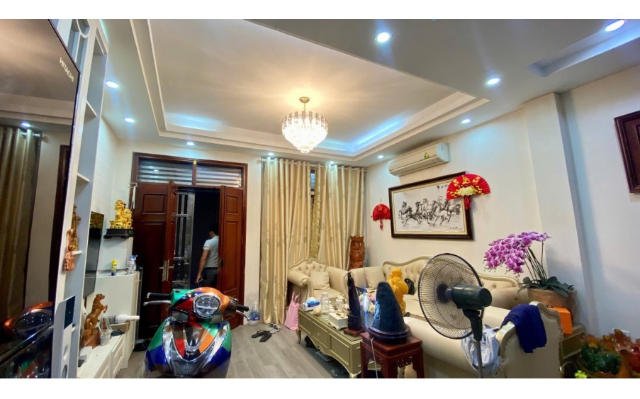 Trương Định, Hai Bà Trưng 60m², giá 7 tỷ, Nhà Đẹp, Nội Thất Xịn