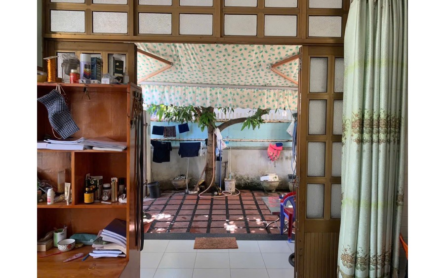 Bán Nhà Hẻm 2/4 Phường Vạn Thắng - Tp. Nha Trang - Ngay Trung Tâm, Giá 4.5 Tỷ