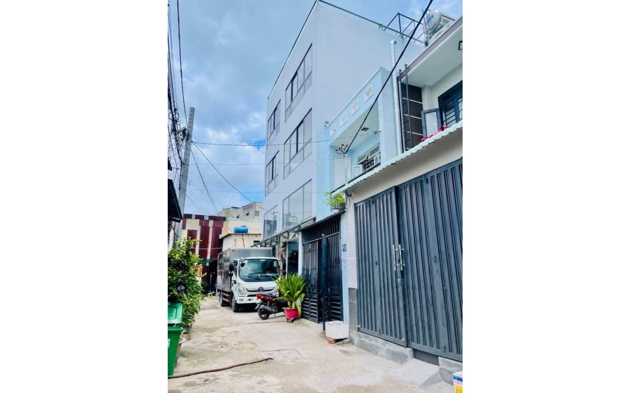 LÔ ĐẤT DUY NHẤT GIÁP AEON TÂN PHÚ - CẠNH CHỢ 26/3 - HXT - 62M NỞ HẬU GIÁ 4TỶ25