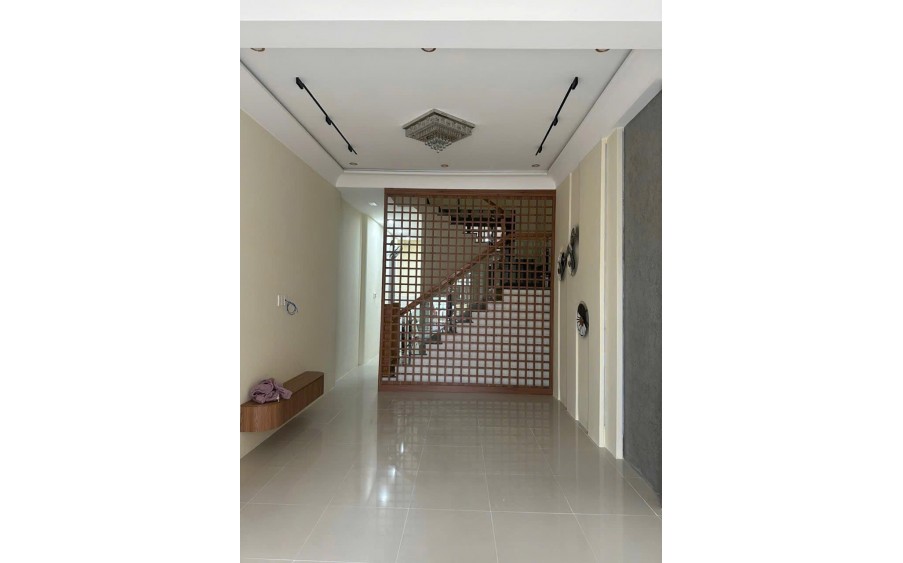 BÁN NHÀ 3 TẦNG MẶT TIỀN ĐƯỜNG TÂN TRÀO, VĨNH NGUYÊN, NHA TRANG - VỊ TRÍ ĐẮC ĐỊA, GIÁ TỐT 4.95 TỶ! 