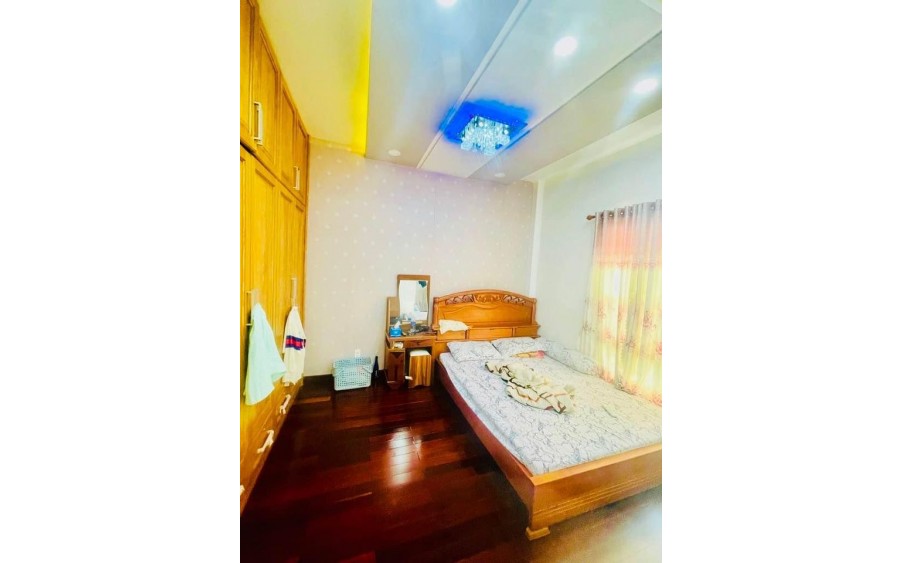 NHỈNH 9 TỶ CÓ NHÀ 5 TÂNG - 5PN -ĐƯỜNG 10 THÔNG NGAY GẦN CHỢ TÂN HƯƠNG - ĐÃ GIẢM 1.5 TỶ