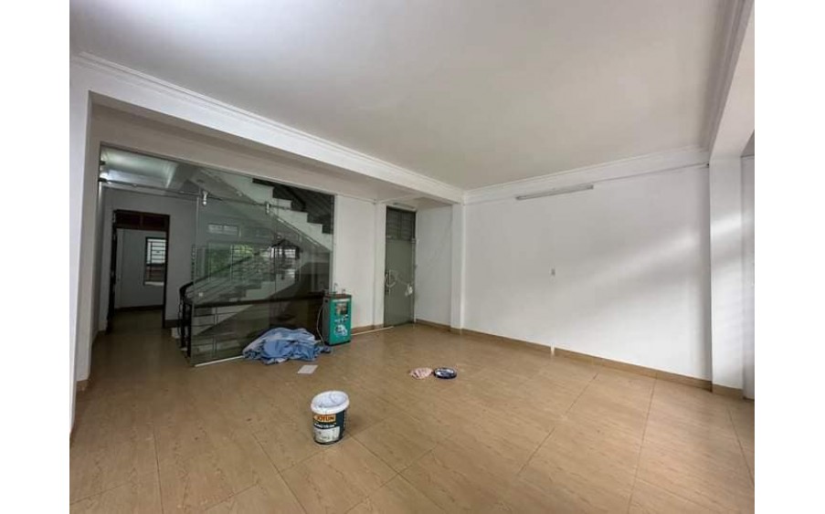 Cho thuê biệt thự Mỹ Đình, 100m2, 4 tầng, lô góc view vườn hoa, giá chỉ 28 triệu/tháng