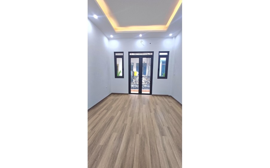 Khương Trung,Thanh Xuân-Nhà mới 45m2- 5 tầng,Ôtô đỗ của, Giá 7,x tỉ, LH 0904690958