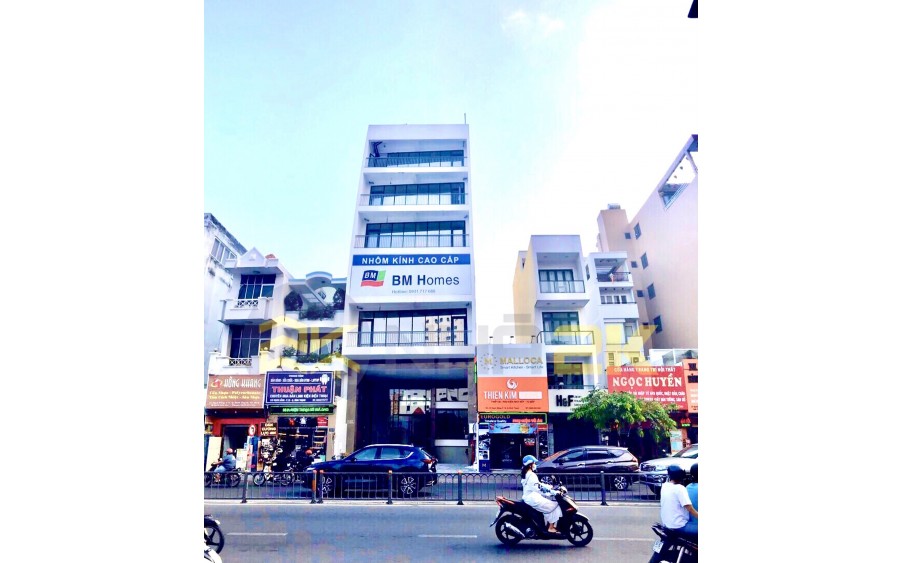 Bán tòa Building Siêu đẹp MT Bạch Đằng, P.15, Bình Thạnh, 8,7x30, Hầm 7 Tầng, HĐT 450tr, GIÁ 72Tỷ