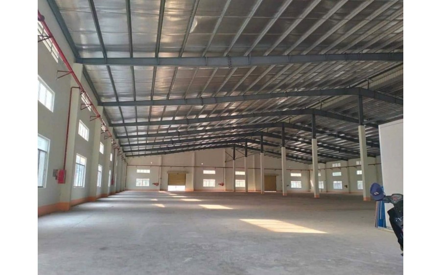 Cho thuê hoặc bán xưởng KCN Đồng An 2 Bình Dương.TDT 5000m2, xưởng 3.456m2. Giá thuê 3.6đô/m2. Giá bán 39 tỷ