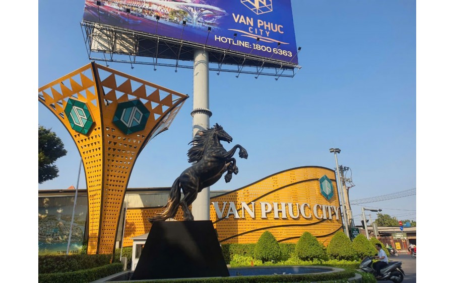 Bán gấp vạn phúc city, dt 319, 1 hầm, 5 tầng, thu nhập khủng gần 2 tỷ/ năm. gía 60  tỷ. làm việc trực tiếp người đứng tên sổ, bớt lộc.