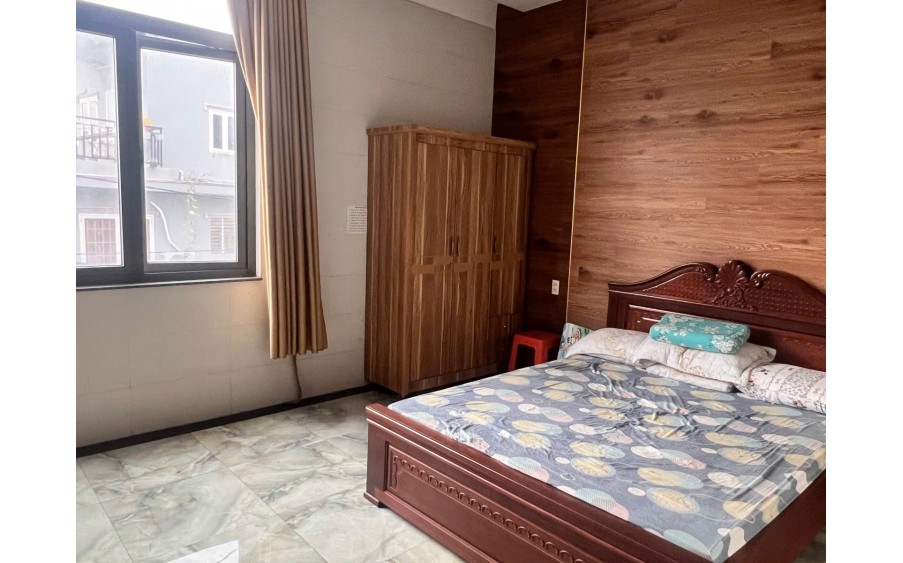 Siêu phẩm đầu tư, nhà 2 tầng đường Quốc Hương. P Thảo Điền. DT 90m2(6x15m). Giá 12,9 tỉ