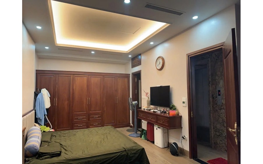 BÁN NHÀ TỨ LIÊN, TÂY HỒ. 42M2 7 TẦNG THANG MÁY XỊN SÒ, MẶT TIỀN SIÊU RỘNG 6.5M, RA HỒ TÂY 5 PHÚT GIÁ 11,8 TỶ