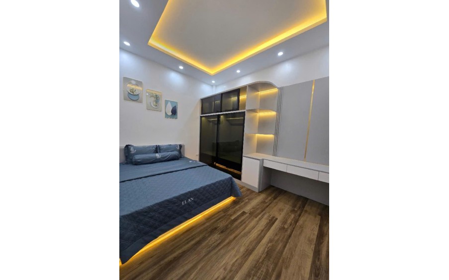 Bán nhà phố Nguyễn Văn Trỗi - Phương liệt , DT :50m2 , Giá Nhỉnh 7 tỷ , gần oto