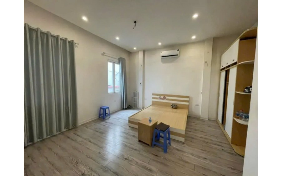 NHÀ ĐẸP PHỐ TAM KHƯƠNG , 1 NHÀ RA PHỐ,30M2, 4 TẦNG,MẶT TIỀN 5M, 7.5 TỶ. NGÕ THÔNG,LÔ GÓC 2 THOÁNG.