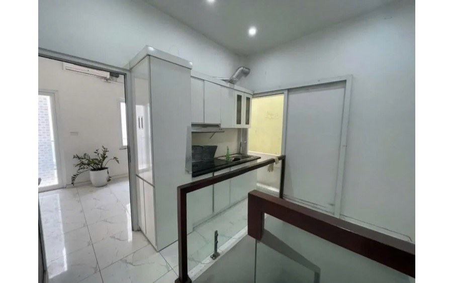 NHÀ ĐẸP PHỐ TAM KHƯƠNG , 1 NHÀ RA PHỐ,30M2, 4 TẦNG,MẶT TIỀN 5M, 7.5 TỶ. NGÕ THÔNG,LÔ GÓC 2 THOÁNG.