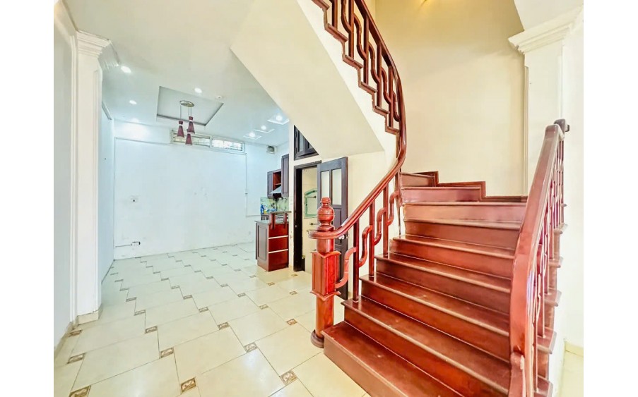 BÁN NHÀ TRÍCH SÀI, TÂY HỒ. NHÀ ĐẸP 43M 5 TẦNG -Ô TÔ ĐỖ CỬA-VIEW HỒ TÂY-CỰC THOÁNG SÁNG. GIÁ 17 TỶ