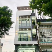 Bán Nhà phố đẹp, sang trọng, SHR 80m2_gần TTTM Aeon Bình Dương