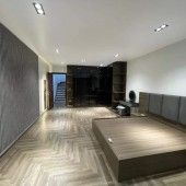 Bán nhà Trâu Quỳ. 60m2 * mt 3,5m * 5,7 tỷ. ngõ thông, kinh doanh