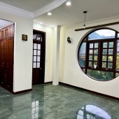 SIÊU HOT - BIỆT THỰ HẢI CHÂU 4,5 TẦNG - DIỆN TÍCH 120M2 - 3 MẶT TIỀN - GIÁ CHỈ 7,8 TỶ