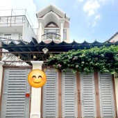 Bán Nhà hẻm Ô tô đậu trong nhà Tại Phường Phước Long B, Tp. Thủ Đức, Giá nhỉnh 8 Tỷ.