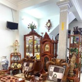 Bán nhà,cách Hồ Linh Quang  1 căn nhà, giá chỉ 9,75 tỷ. Bây giờ bạn không mua, sau này càng không mua được. 090231819