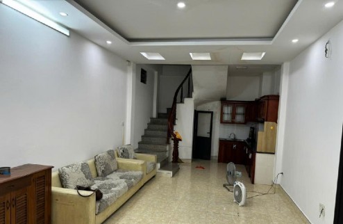 BÁN NHÀ NGUYỄN VĂN CỪ 40M2, 5 TẦNG DÂN XÂY, GẦN CẦU CHƯƠNG DƯƠNG, KHU DÂN TRÍ CAO