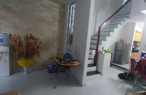 ♣ Nhà Kiệt Thái Thị Bôi, 67m2 + 20m2 sân , Cấp 3 cứng đẹp, ở ngay 2.45  tỷ