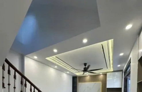 NHÀ ĐẸP  NGUYỄN VĂN LINH  45M x 5 TẦNG, MỚI ĐẸP Ở NGAY-Ô TÔ ,KINH DOANH ĐỈNH, 7.8  TỶ L ONG BIÊN.