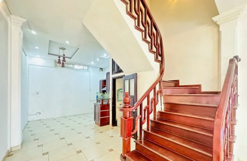 BÁN NHÀ TRÍCH SÀI, TÂY HỒ. NHÀ ĐẸP 43M 5 TẦNG -Ô TÔ ĐỖ CỬA-VIEW HỒ TÂY-CỰC THOÁNG SÁNG. GIÁ 17 TỶ